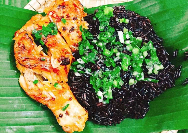 xoi-nếp-cẩm-ga-chien-nước-mắm-recipe-main-photo